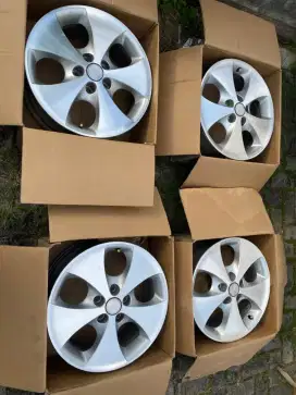 Velg Ori Toyota Alphard (rare items) Bekas