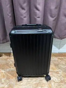 Koper Roaming 22 Inch A006 Black