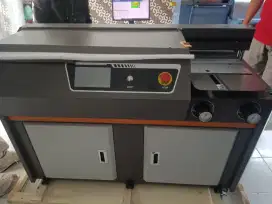 Mesin lem panas otomatis F4