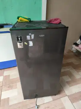 Kulkas Aqua 1 pintu