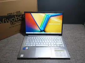 Asus vivobook A1404ZA i5 Garansi 2 tahun