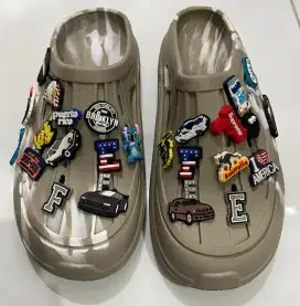Sandal H&M Eva Foam Chunky Slides Khaki Size 42 Limited