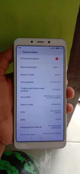 Redmi. 6. Resmi'. 4/64 no mnus
