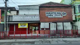 Ruko Strategis Hook 2 Lantai di Perempatan Kronggahan Utara RS UGM