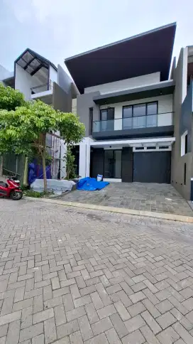 Ready 2 Lantai Citraland Baru Gress Sby Barat