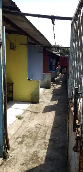 DI JUAL KONTRAKA 7 PINTU DI BOJONG GEDE