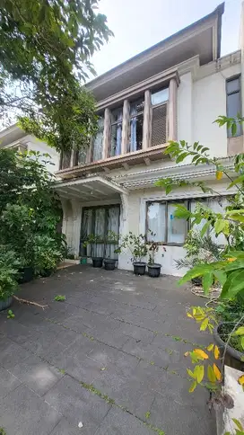 Rumah Furnish 2 Lantai di Greenwich BSD Dekat Akses Tol dan Mall