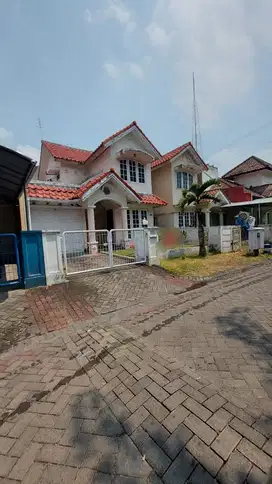 DIJUAL CEPAT RUMAH VILA VALENSIA PAKUWON SURABAYA BARAT