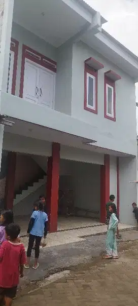dijual cepat ruko dua lantai di Babakan binong