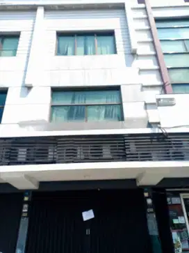 Ruko Tangerang Tangcity Mall hadap jalan raya beauty kecantikan skin