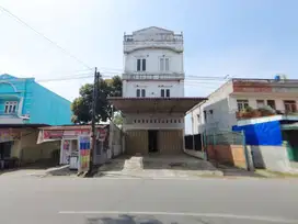 Ruko Gandeng Jalan Danau Singkarak ( Dekat Kapten Muslim )