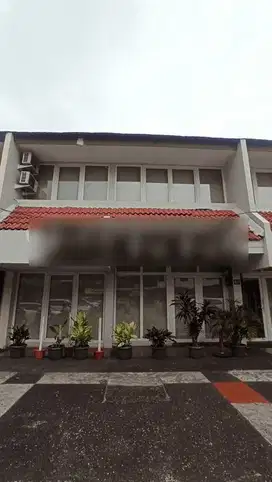 RUKO PONDOK INDAH PLAZA 2 LANTAI SEMI FURNISHED LOKASI STRATEGIS SIAP