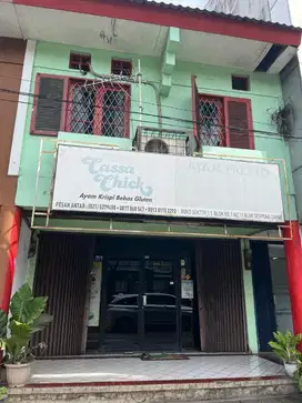 ruko strategis pasar modern BSD Serpong Tangerang Selatan Banten