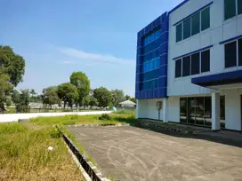 Gudang 3 in 1, Jl. East Park Boulevard, Jababeka Cikarang.
