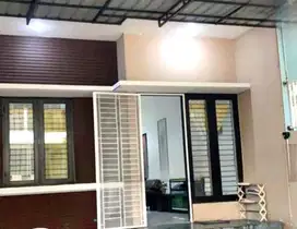 Dijual rumah 3lantai full di Citra Garden 1