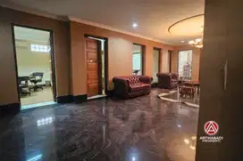 Tanah Abang, Rumah 2 Lantai Mewah Dan Akses Jalan Lebar Di Tanah