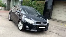 Km41rb ford focus s hatchback 2014 pakai 2015 sunroof