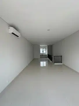 Ruko Maggiore 3 Lantai Hadap Selatan di Gading Serpong