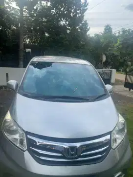 Honda Freed 2012 tipe S