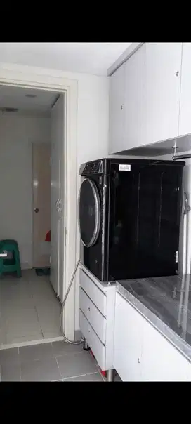 Dijual Apartemen Rainbow Springs Condovillas kondisi Full Furnished