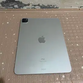 Ipad Pro M1 256 GB wifi good condition