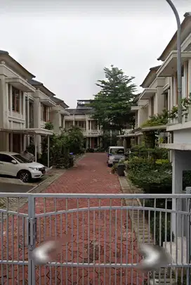 Townhouse INDRAPRASTA 2lantai full furnish di bogor LT.100m jln 2 mbil
