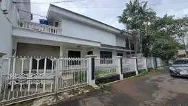 DIJUAL CEPAT ! Rumah area Jakarta Selatan