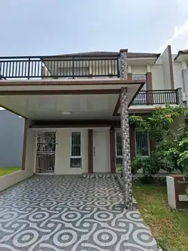 dijual cepar rumah kota wisata 2 lantai siap huni