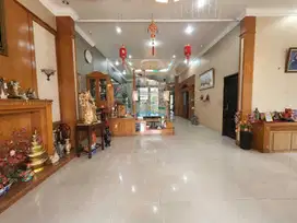 Villa di Jl. Darat ( Simp Jl. Abdullah Lubis )