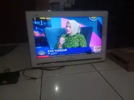 D jual Tv merk Polytron 24 inch