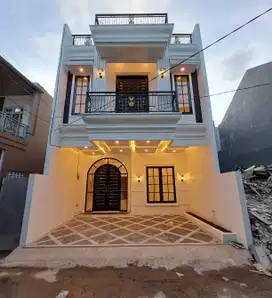 Jual Rumah American Classic Dekat Stasiun Lenteng Agung Jagakarsa