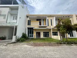 Villa di Komplek Graha Halvetia Cluster Sophie Suite ( View Golf )