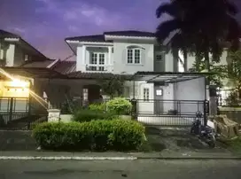 Dijual Rumah 2 Lantai Legenda Wisata Cibubur Bogor