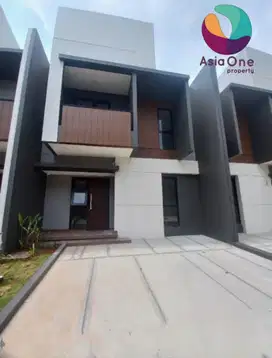 Disewakan Rumah Baru 2 Lantai Di Summarecon Crown Gading