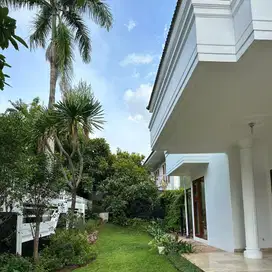Rumah Bagus 2 Lantai, Siap Huni di Permata Hijau.