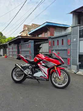 CBR250RR 2019 Red Racing