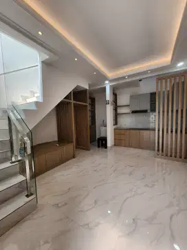 DI JUAL RUMAH PANTAI INDAH KAPUK FULL FULL RENOVASI ( SHM )