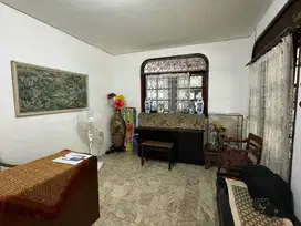 Jual Rumah Cawang Jakarta Timur 6+1 BR Lokasi Strategis Bisa untuk Usa