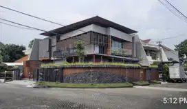 Dijual rumah mewah tropical house with waterfall