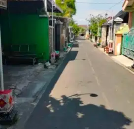 Dijual Tanah kadipiro L:100m