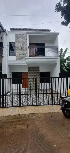 Rumah 2 lantai lokasi terbaik dekat GDC dan stasiun depok lama