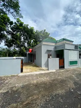 JUAL RUMAH BARU NYAMAN BUAT KELUARGA DI LINGKUNGAN KAMPUS UNNES