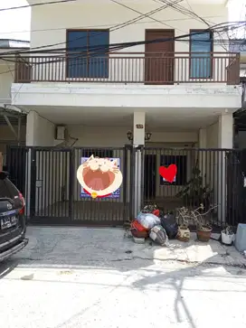 Jual Murah Rumah 2 1/2 lantai di Muara Karang Jakarta Utara