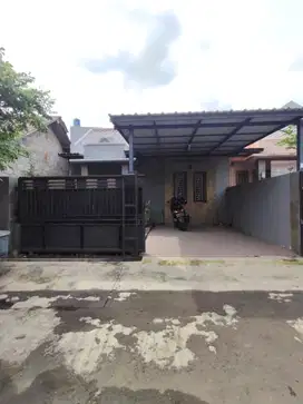 DIJUAL RUMAH  TERAWAT SIAP HUNI DI BAMBU APUS - CIPAYUNG