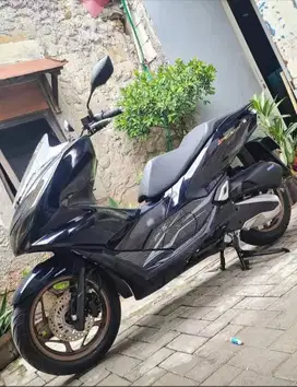 Honda PCX 2023 ABS warna blue/ biru dongker