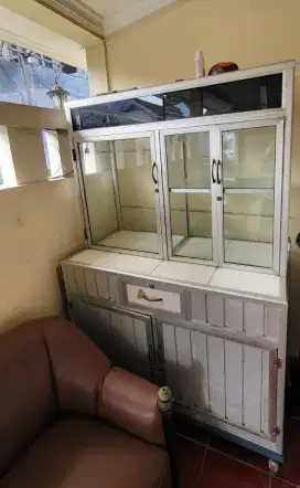 Dijual Gerobak Etalase Untuk Jualan