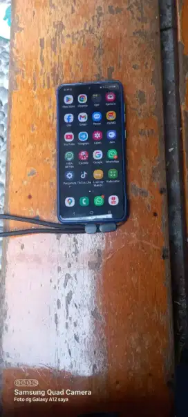 Samsung A71 (8+8/128GB)