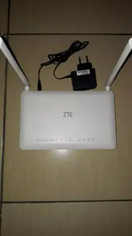 MODEM ROUTER MERK ZTE - TYPE ZXHN F670L - BEKAS BAGUS