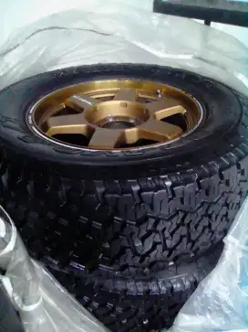 Velg Ring 18 + Ban Maxxis Bravo 980