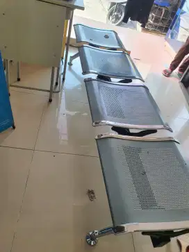 Kursi tunggu bandara 4 seats